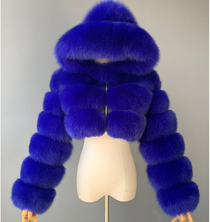 Manteau court en fausse fourrure à capuche